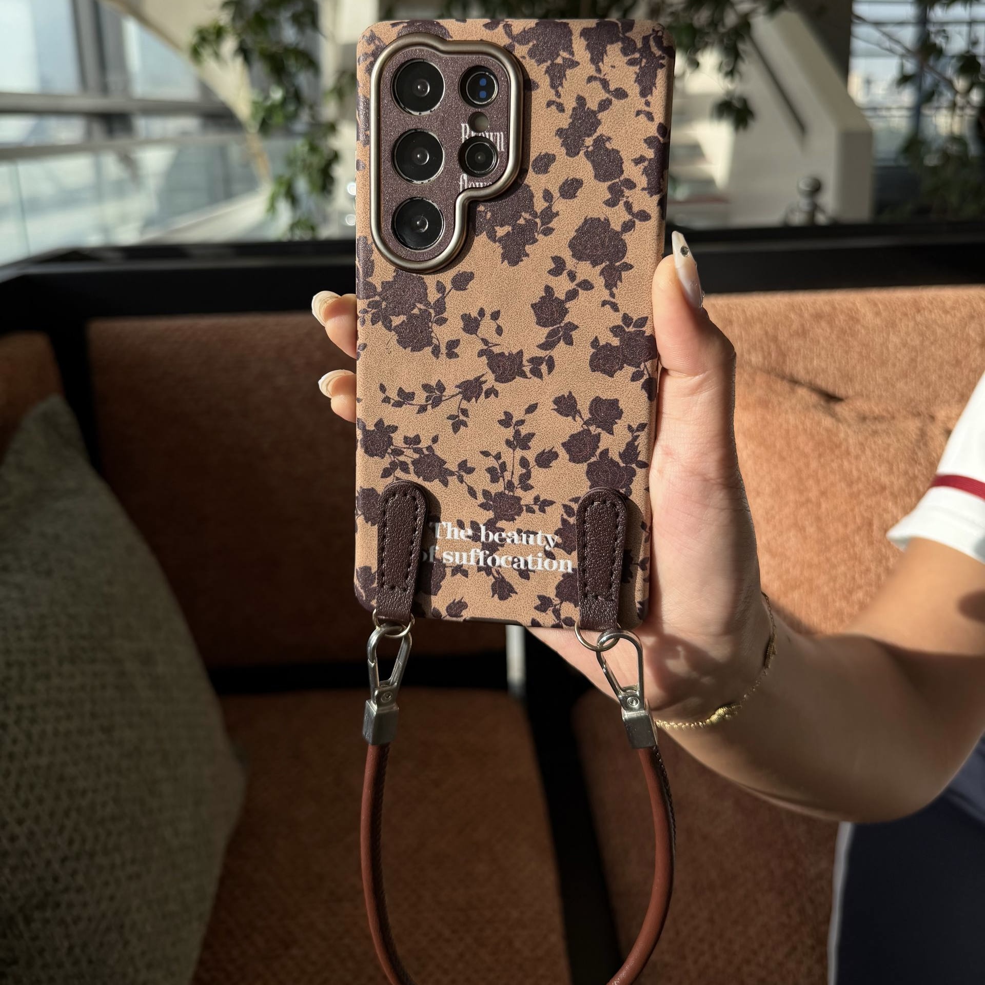 کاور قاب موبایل مدل گلهای پاییزی brown flowers مناسب برای سامسونگ و ایفون