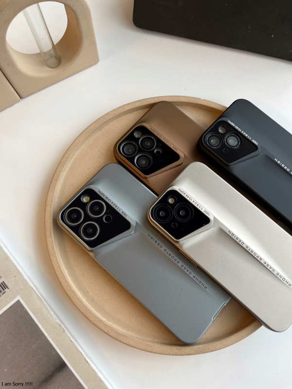 کاور قاب مدل porsche design پورش دیزاین مناسب ایفون ‎12pro/‎12promax/‎13_14/‎13pro/‎13promax/‎14promax/‎15/‎15pro/‎15promax/‎16/‎16pro/‎16promax