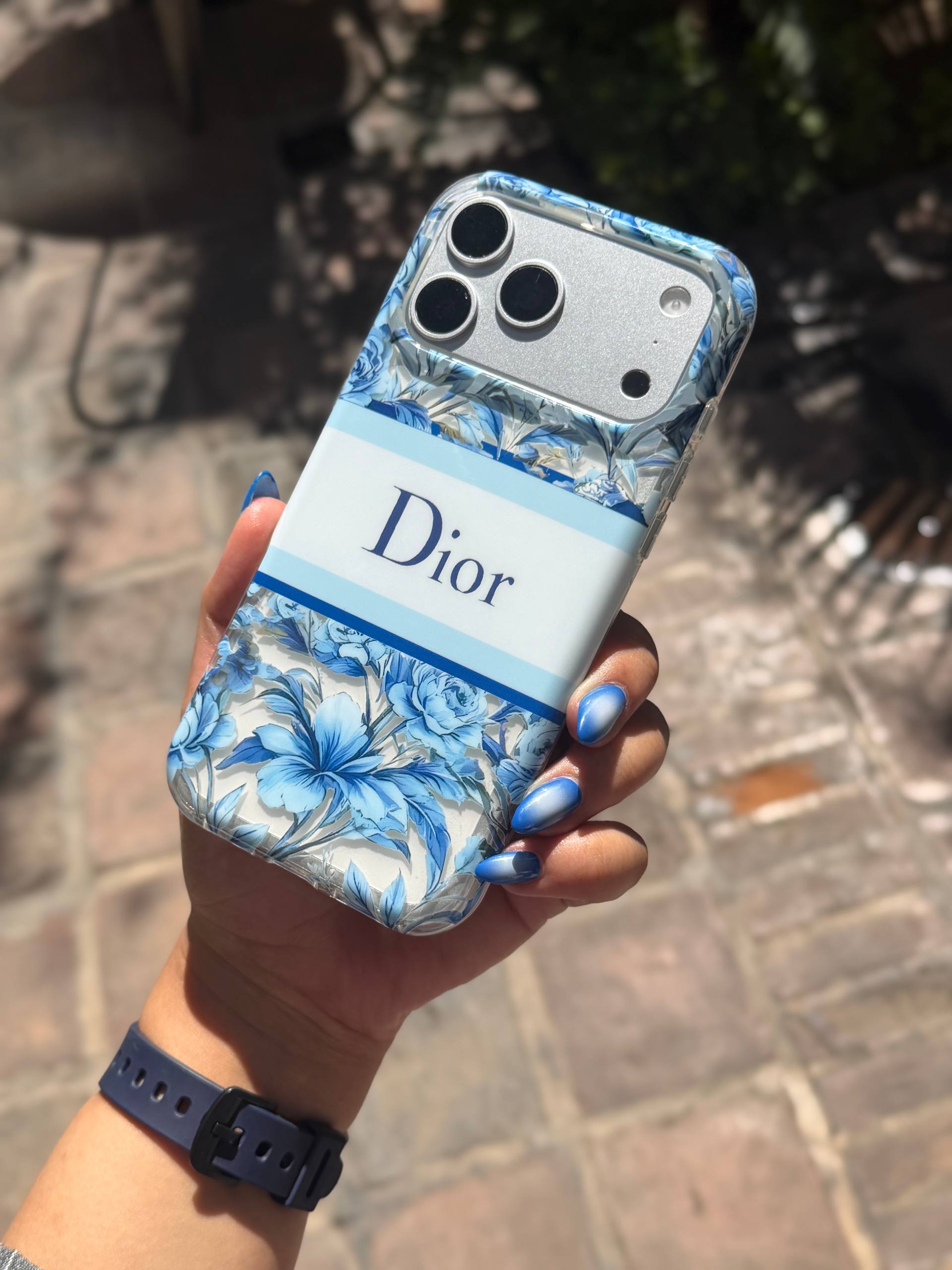 کاور قاب دیور لیلیوم dior lilium برای مدل ایفون iphone